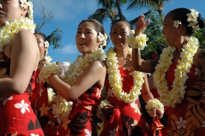 danseressen tijdens het Honolulu Festival | Honolulu